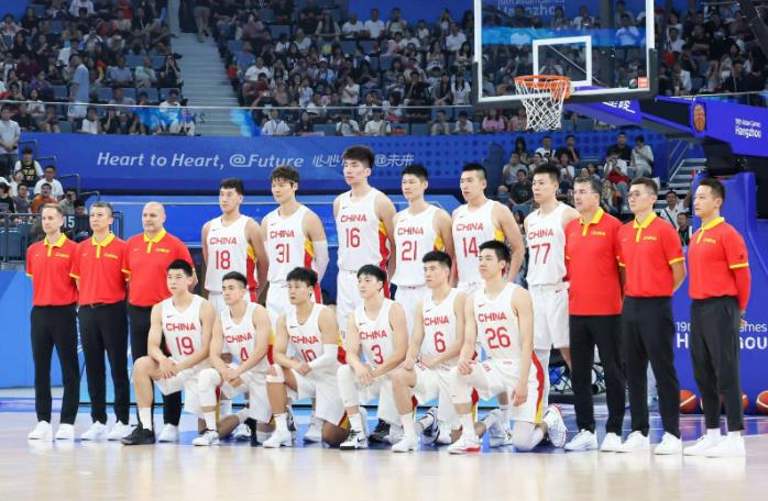 中国男篮再战亚运会，姚明的“督战”和球迷的“打脸”之 图