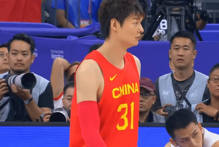 中国男篮世界杯表现遭猛烈批评，刘玉栋：球员需正视问题(图1