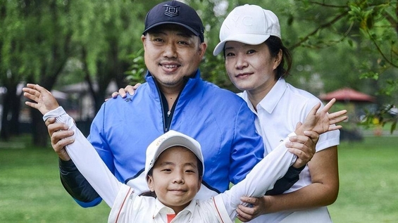 创历史！刘宇捷：中国LPGA锦标赛的年龄最年轻选手(ccg刘宇)