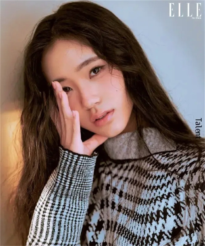小S女儿Lily登上ELLE Taiwan封面，分享成长心愿图1