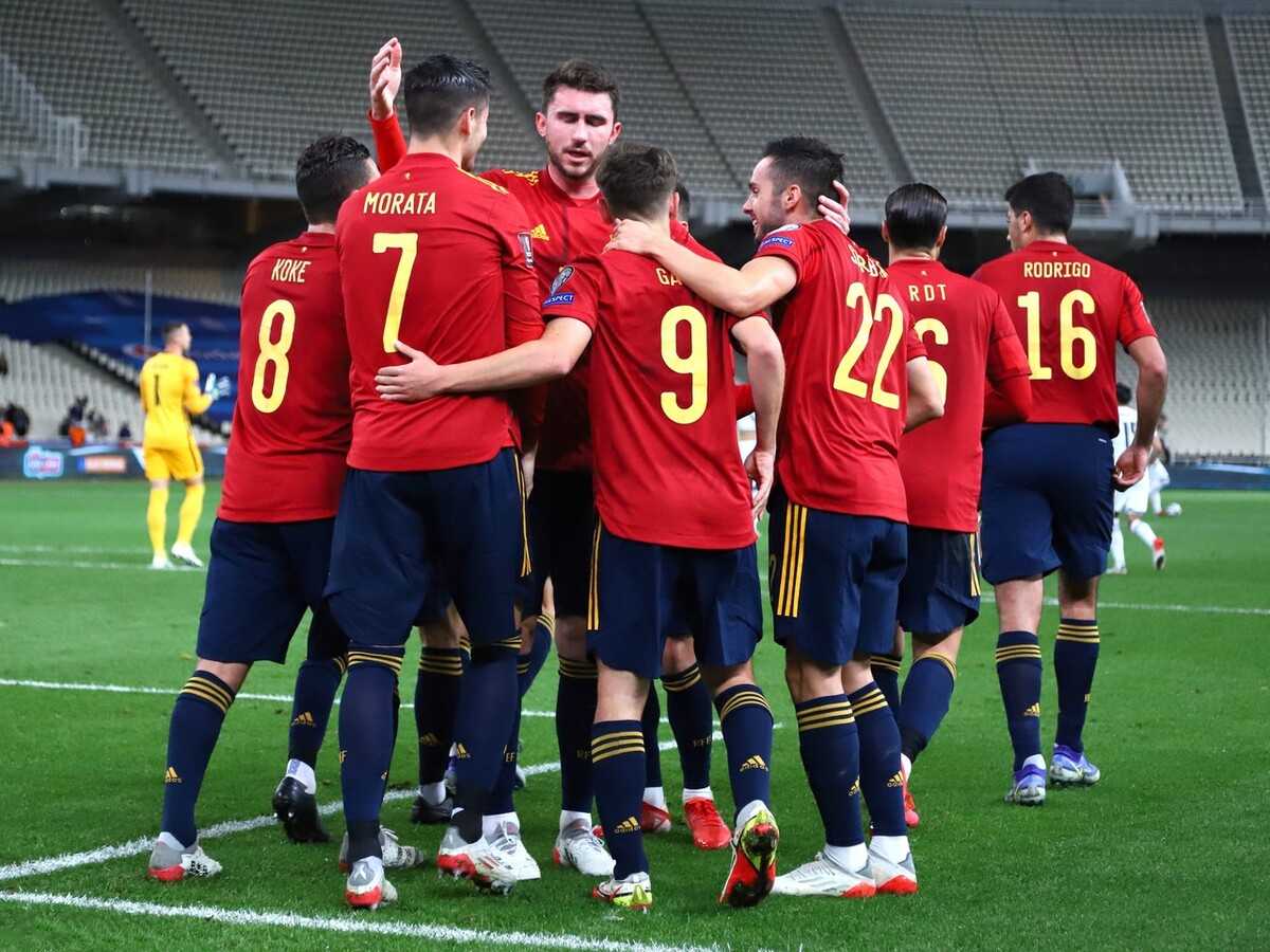 西班牙世界杯(1-0，第86分钟绝杀 晋级世界杯！西班牙全队狂欢，44年从未缺席)